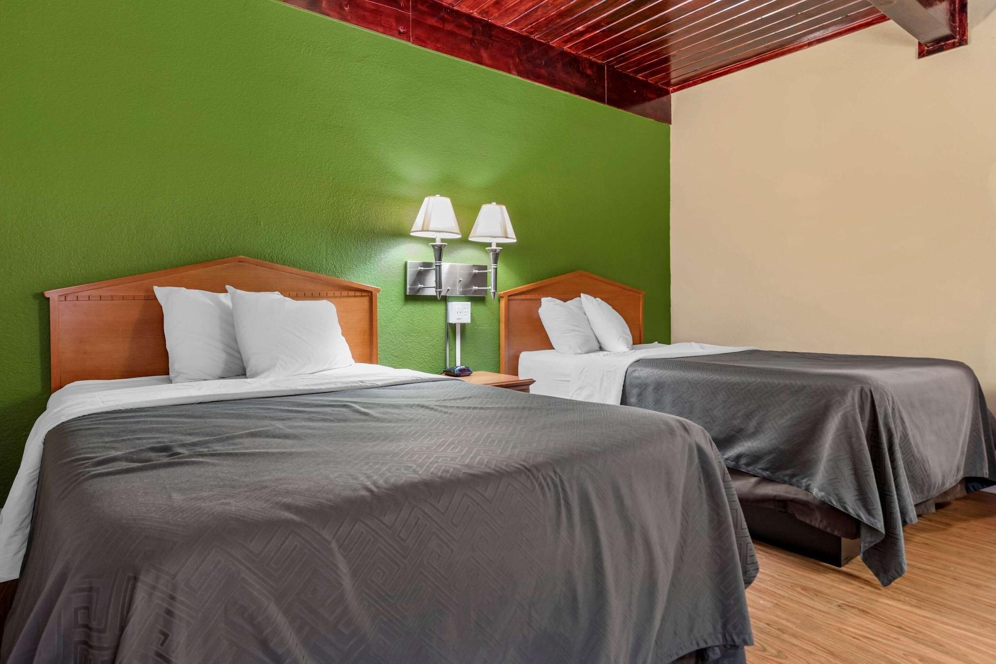 Econo Lodge Tallahassee Near Capital -University Экстерьер фото