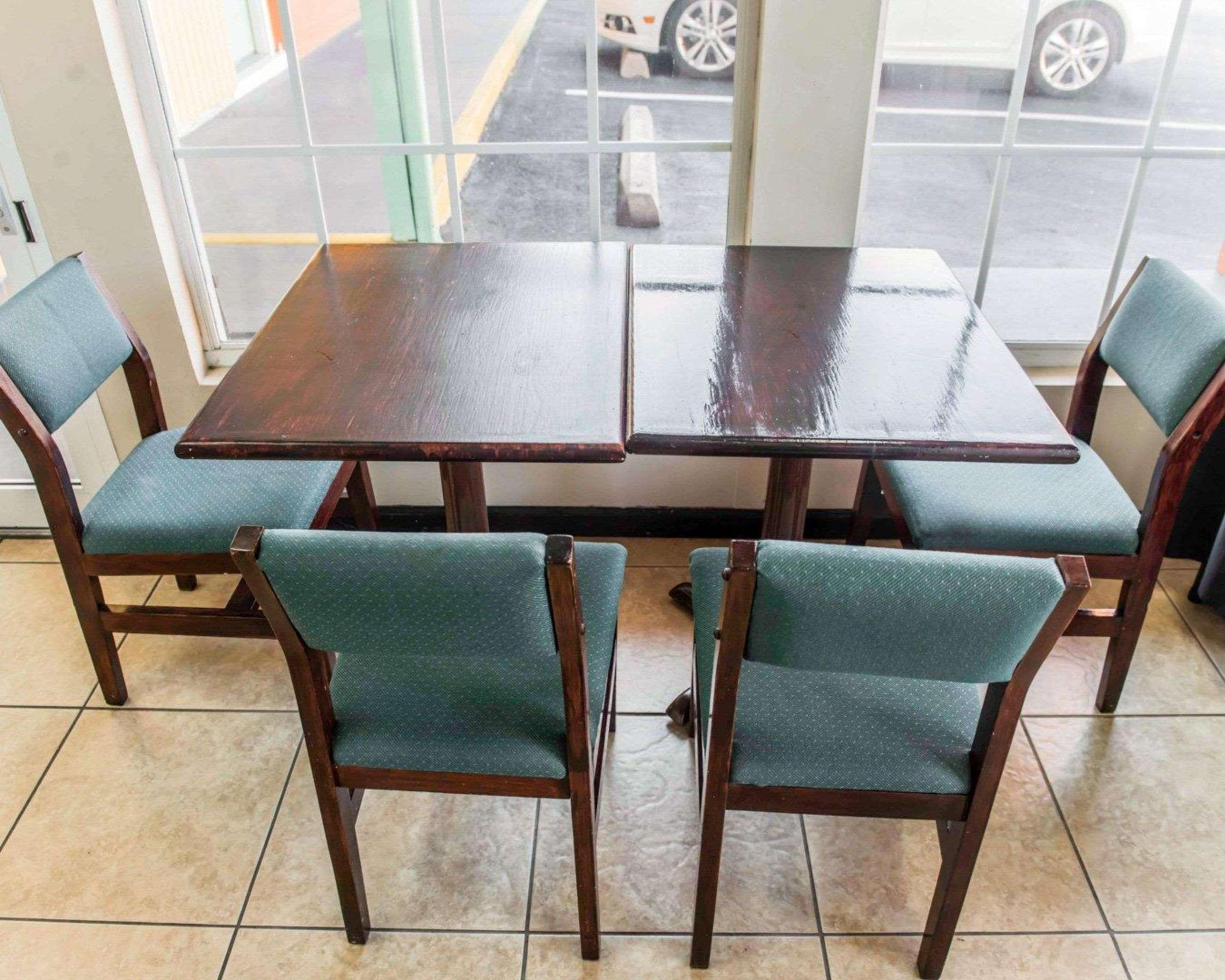 Econo Lodge Tallahassee Near Capital -University Экстерьер фото