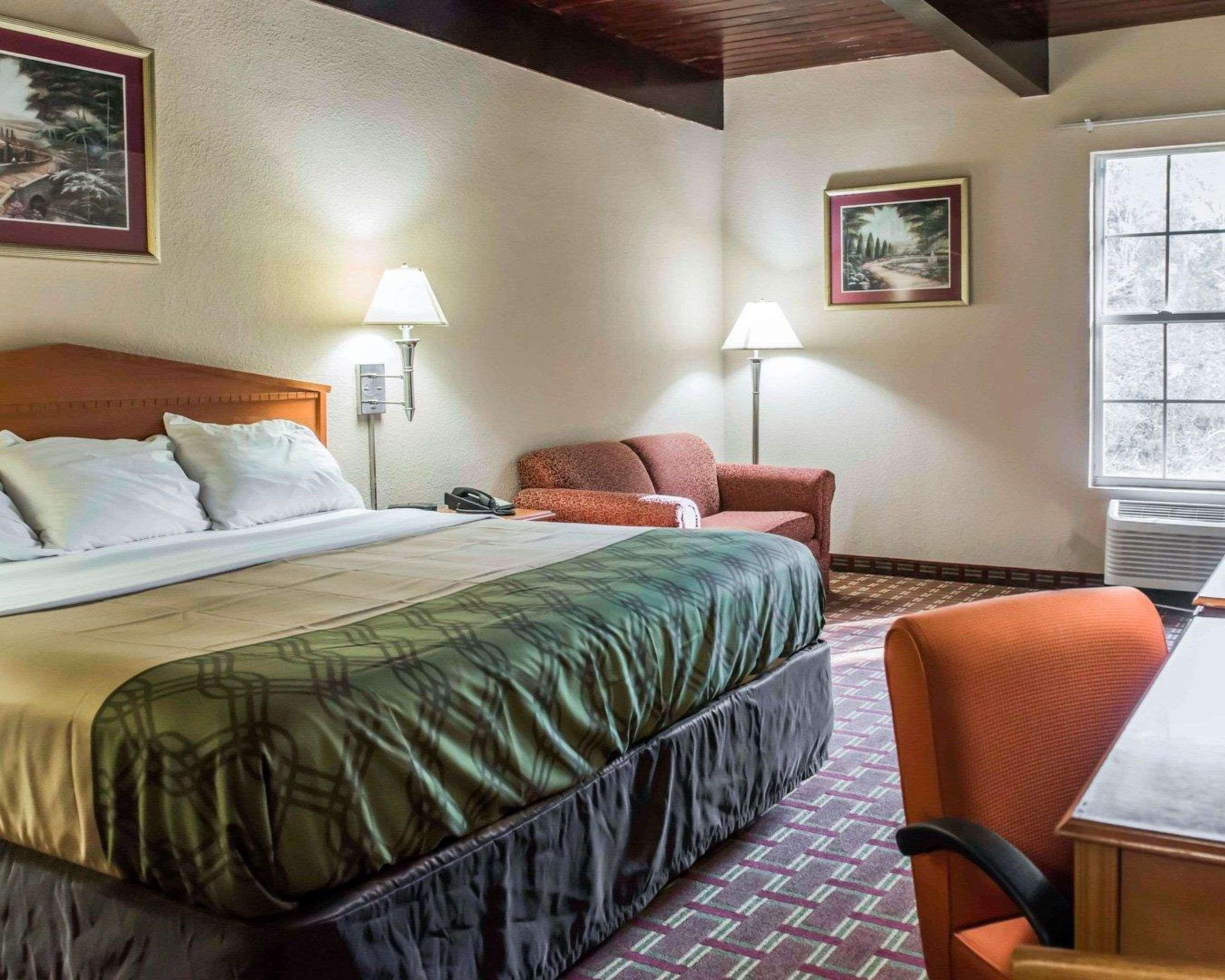 Econo Lodge Tallahassee Near Capital -University Экстерьер фото