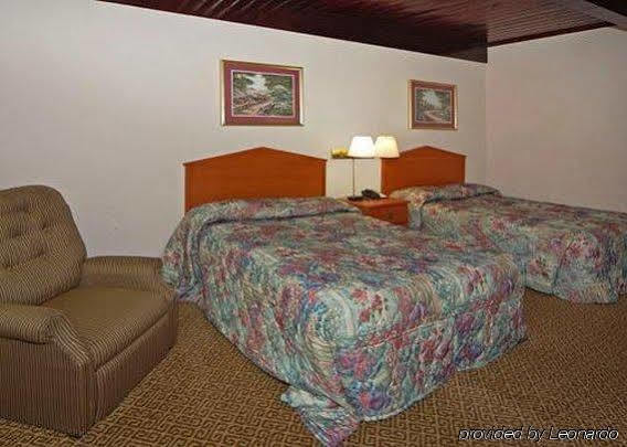 Econo Lodge Tallahassee Near Capital -University Экстерьер фото