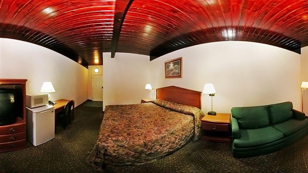 Econo Lodge Tallahassee Near Capital -University Экстерьер фото