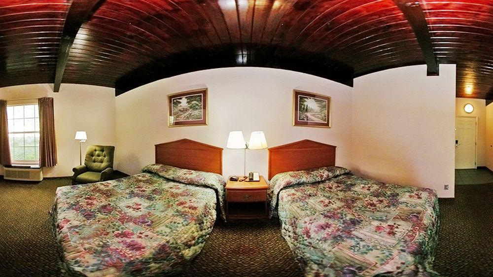 Econo Lodge Tallahassee Near Capital -University Экстерьер фото